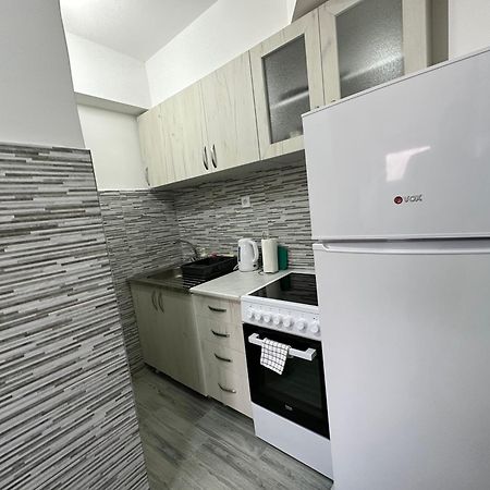 Aster Apartments Belgrado Quarto foto