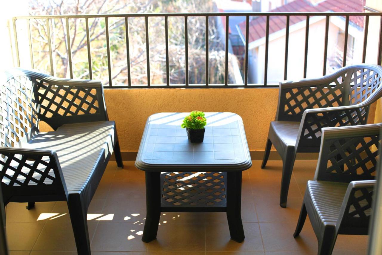 Aster Apartments Belgrado Exterior foto
